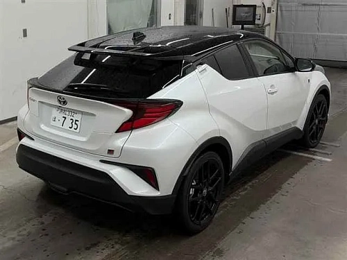 TOYOTA C-HR 2023