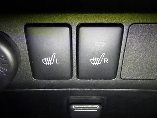 TOYOTA ROOMY 2023