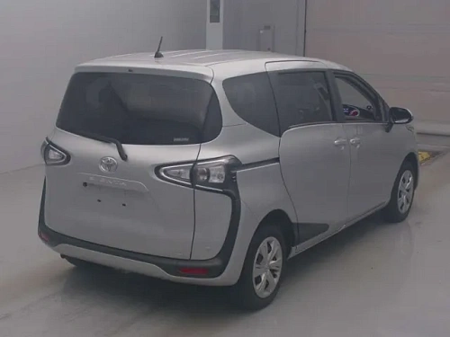 TOYOTA SIENTA 2022